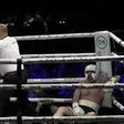Former Fulham and Leeds striker Ross McCormack knocked out in first boxing fight