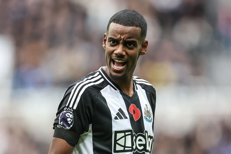 Alexander Isak declares Newcastle relationship 'can’t continue' amid Liverpool interest