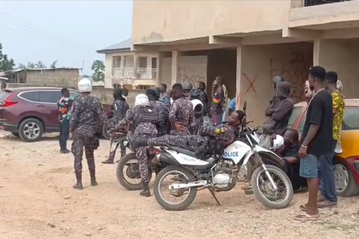 Kasoa: Over 150 residents clash with landguards, Police during forced eviction