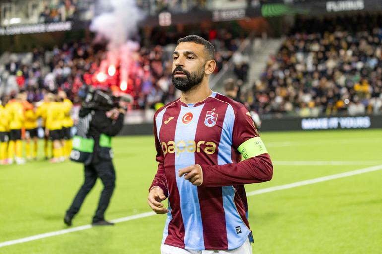 Trabzonspor's Mohamed Salah warms up before the UEFA Conference League match against KuPS Kupio, Tampere, Finland, Oct. 15, 2026. (EPA Photo)