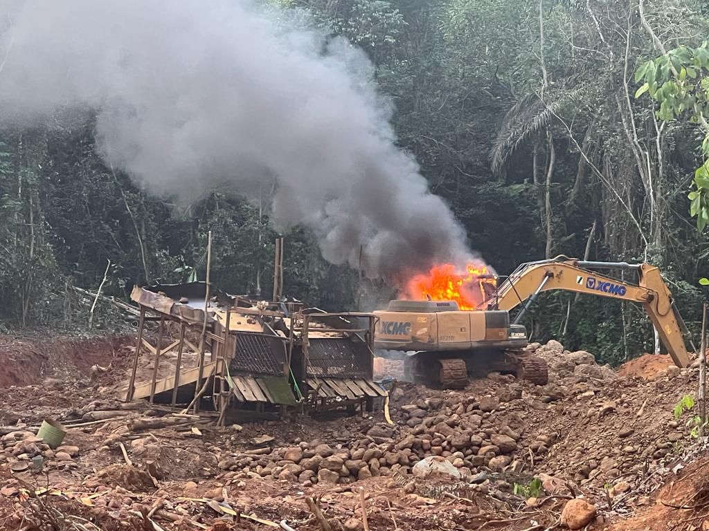 Pres. Mahama discloses key directive to galamsey taskforce on seized Excavators