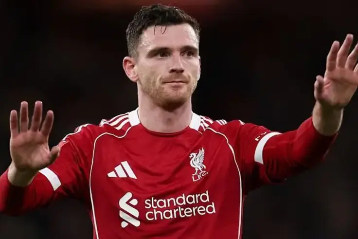Tottenham in talks with Liverpool over signing defender Andy Robertson