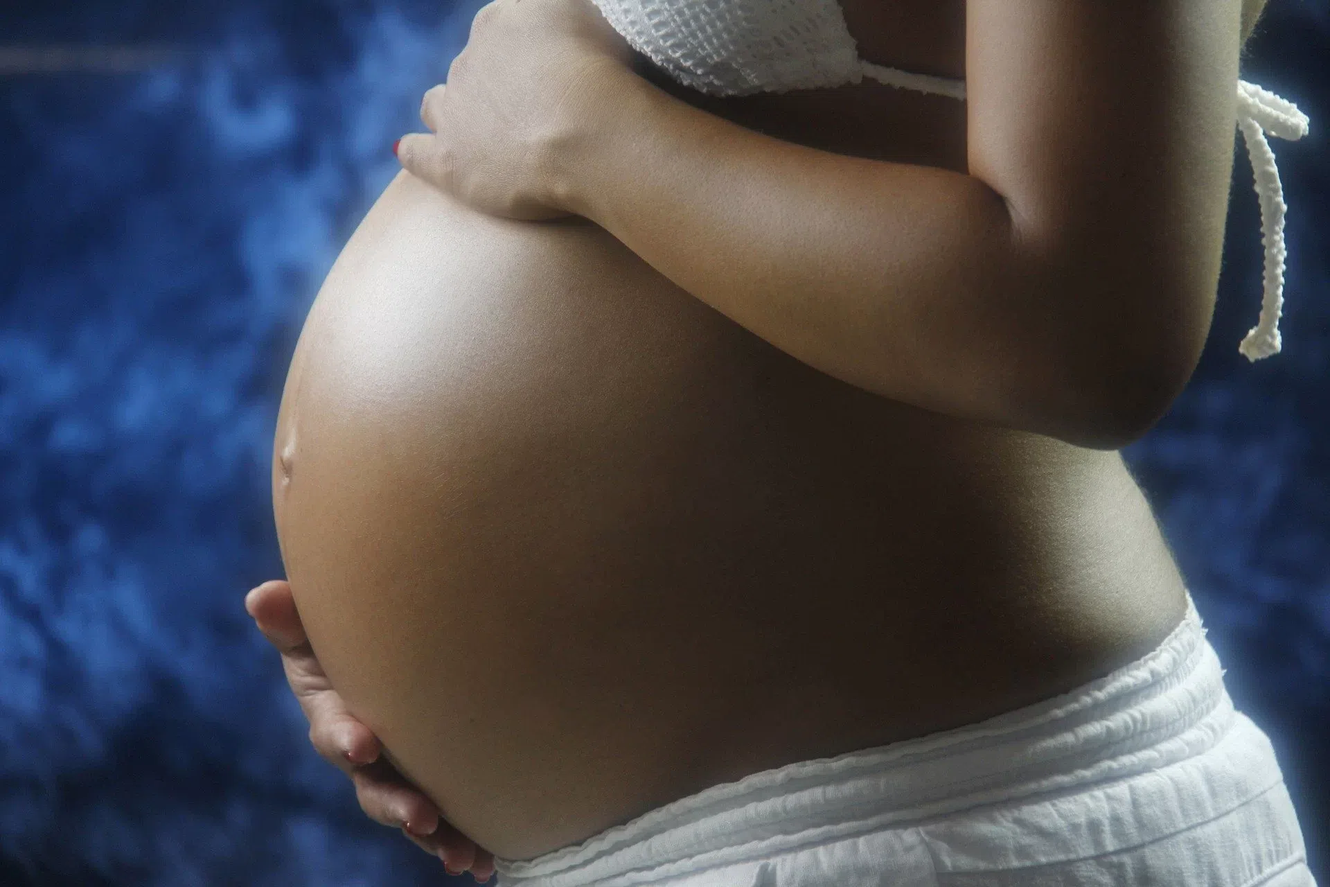 Adenta Kumi\'s 4-month-pregnant wife allegedly suffers miscarriage – Mother claims