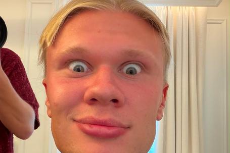 Haaland stuns fans with new short haircut ahead of Man City opener