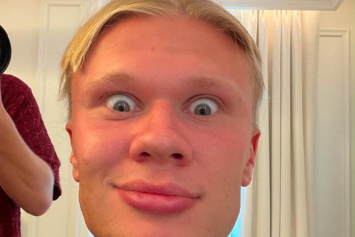 Haaland stuns fans with new short haircut ahead of Man City opener