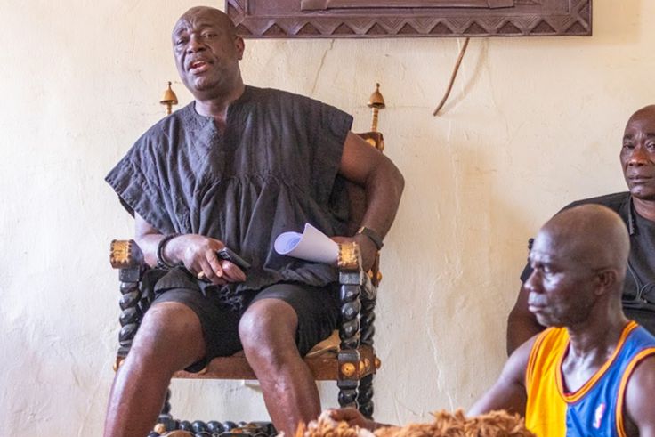 Chaos and wailing at Kade as Kadehene Osabarima Agyare Tenadu II resigns after 21 years