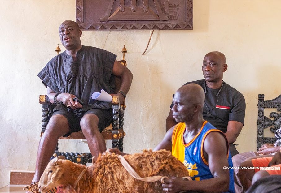 Chaos and wailing at Kade as Kadehene Osabarima Agyare Tenadu II resigns after 21 years