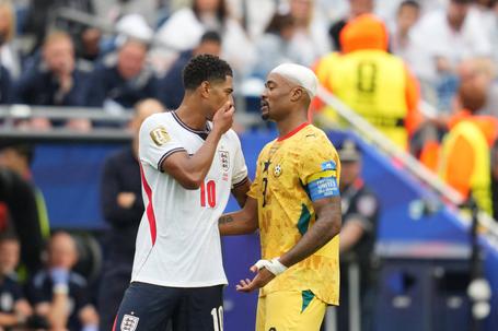 Jude Bellingham (England) and Jordan Ayew (Ghana) gestures during England and Ghana, Group L FIFA World Cup, WM, Weltmeisterschaft, Fussball 2026, Boston Stadium, Boston, USA on June 23, 2026. | Photo via IMAGO