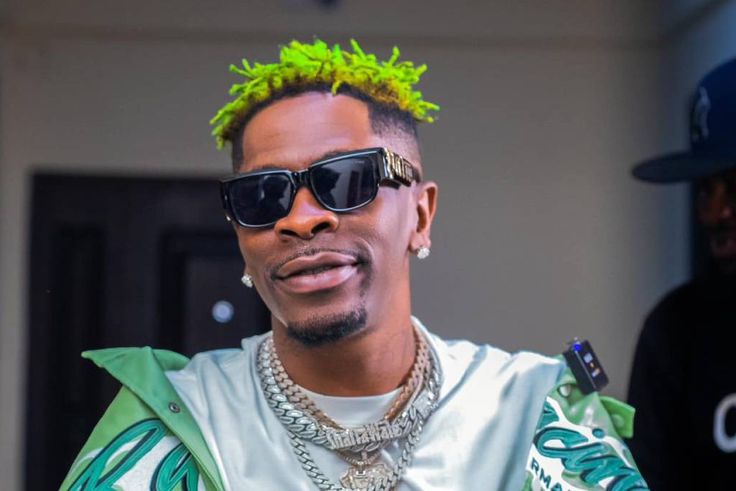 Kweku Manu challenges Shatta Wale to stage concert in Kumasi after Rapperholic