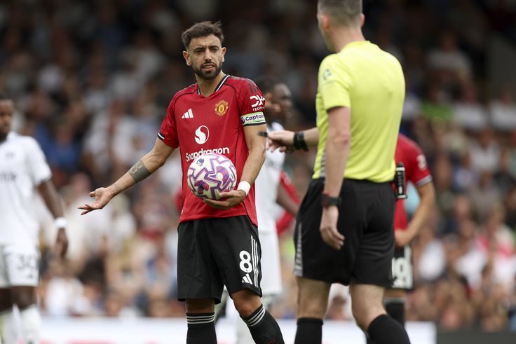 'I was upset' - Bruno Fernandes blames referee for missed penalty in Fulham draw
