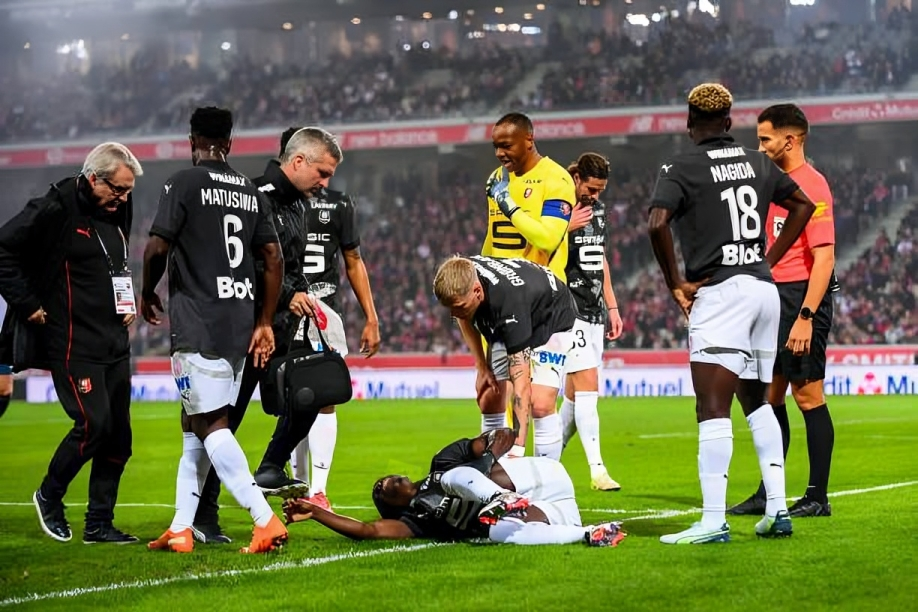 Ghana defender Alidu Seidu suffers major injury in Ligue 1 clash