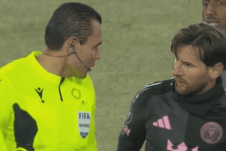 Mexican referee banned for 6 months after requesting Messi’s autograph