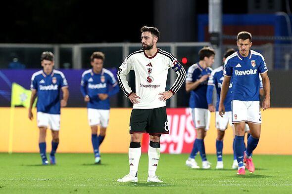 Bruno Fernandes was left furious during Manchester United's trip to Como. (Image: Getty)