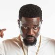 Sarkodie’s team denies pulling out of Ecobank lawsuit, warns media against false reports