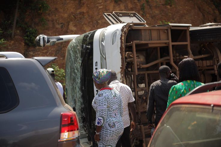 Tragic bus crash at Aseseeso claims two lives, injures several students