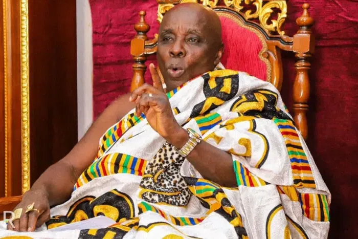 Osenase royal family vows to resist Okyenhene over enstoolment of non-royal as Chief