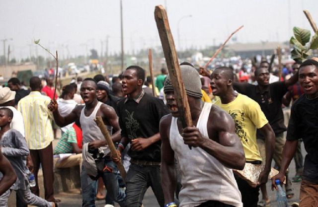 Kasoa: 4 injured in violent clash between traders and task force