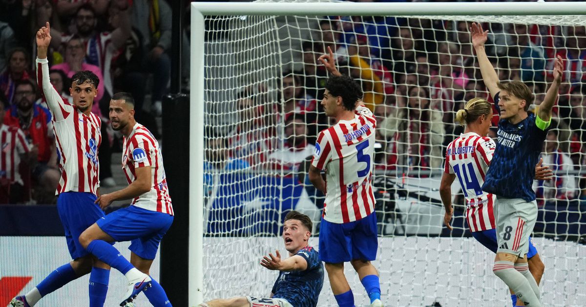 Arsenal hold Atletico Madrid in a dramatic Champions League clash