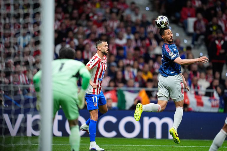 William Saliba of Arsenal FC and David Hancko of Atletico de Madrid compete for the ball during the UEFA Champions League 2025 26 League Semi Final First Leg match between Atletico de Madrid and Arsenal FC at Riyadh Air Metropolitano | IMAGO