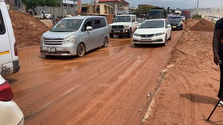 Thousands of commuters were left stranded for hours on Friday as severe traffic congestion crippled the busy Kasoa–Mallam highway. Image credit: Metrotvonline