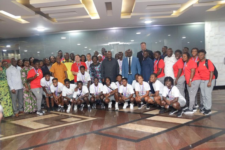 President Mahama shows off brilliant football knowledge in advice to Black Queens (Video)