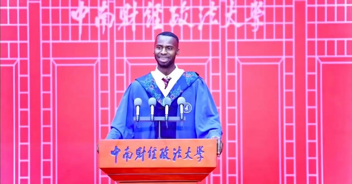 Nigerian graduate stuns China with flawless Mandarin speech at master's graduation