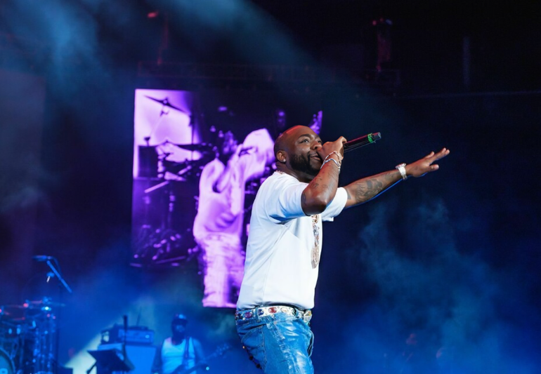 Nigerian music star Davido performing live