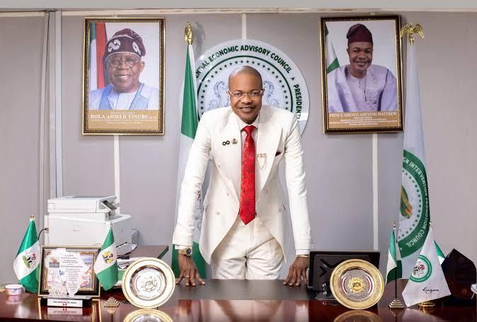Adeniyi Adeyemi Matthew: The 'con artist' who invented a government agency and got N1.3bn in the budget