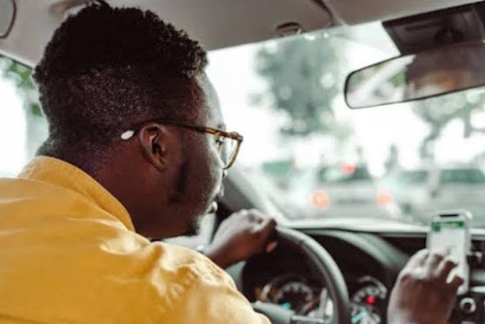 How to run a side hustle that your boss won't notice