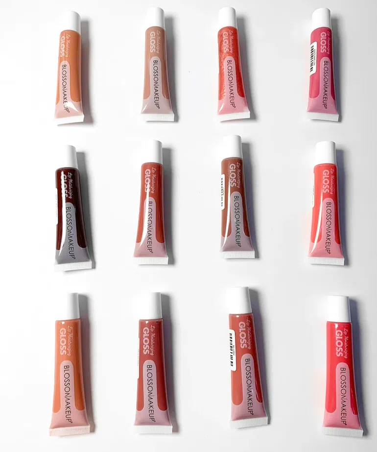 Blossom Makeup Moisturizing Gloss