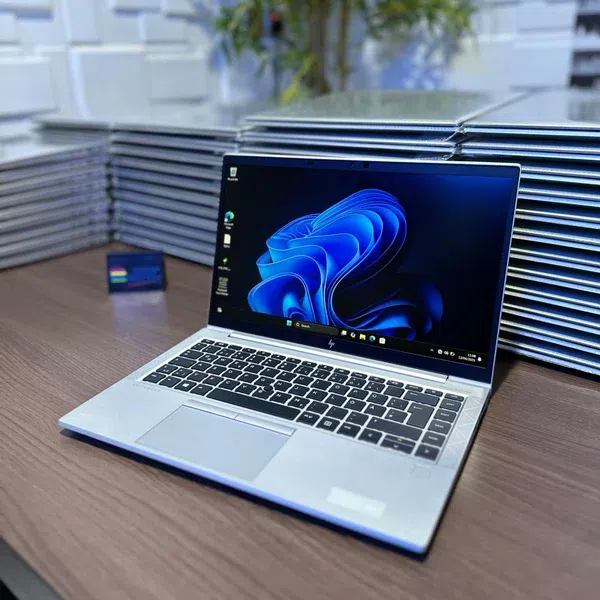HP EliteBook 845 G8