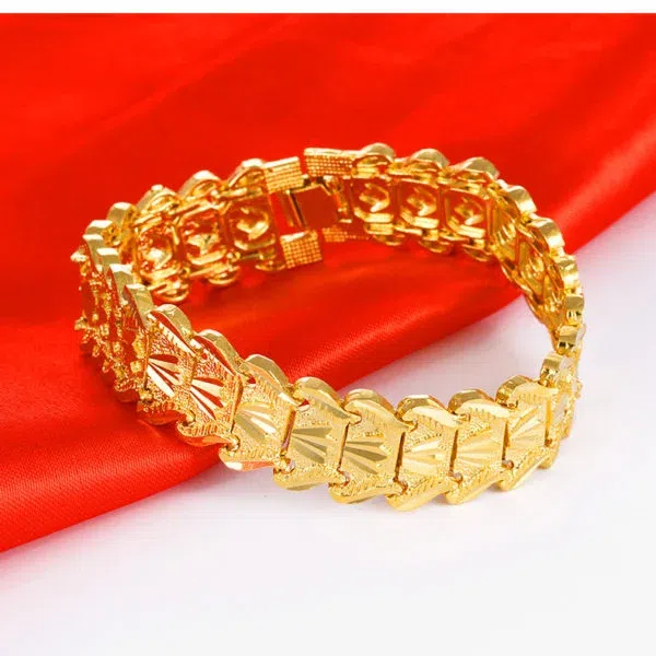 Vintage Gold Finish Petals Bracelet