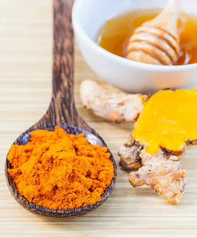 Turmeric and Honey Face Mask