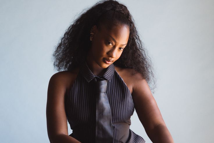 Hennessy partners with Tems to Champion African Women in Music, through the leading vibe initiative [Bet Bettencourt]