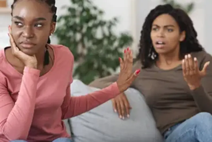 Friendship or Toxicity: 10 obvious signs you're in a toxic friendship