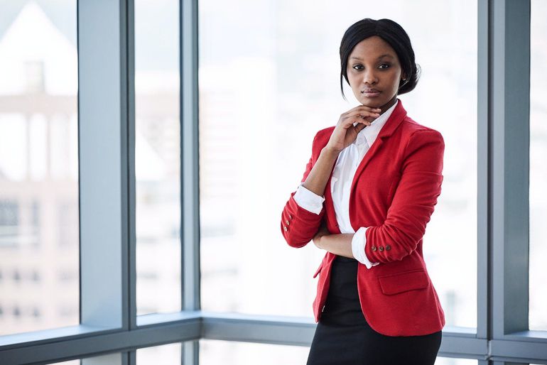 How to build confidence as ambitious woman & speak up at your workplace