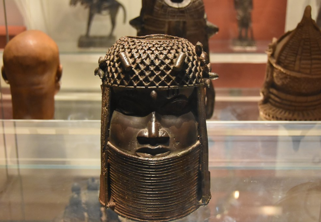 Benin bronze head