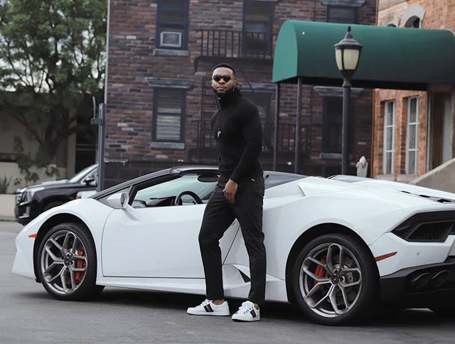 Flavour-Nabania-white-Lamborghini