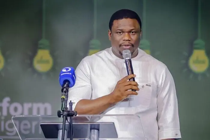 Moniepoint CEO Tosin Eniolorunda speaking at The Platform Nigeria 2026 about Seven Things to Get Right As An Entrepreneur.  He also discussed the challenges of hiring local talent and the 500 vacancies at his fintech firm.