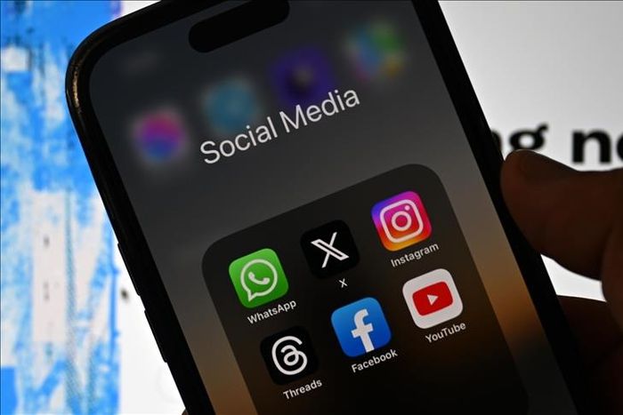 As a Nigerian, you need social media detox every once in a while; here's why