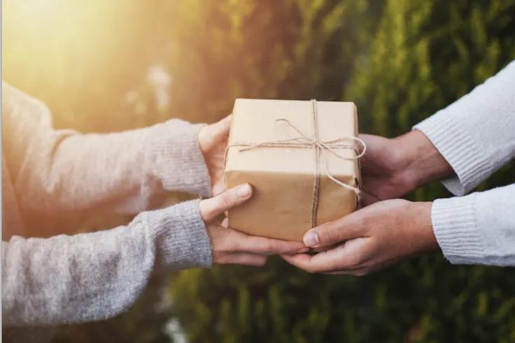 5 thoughtful budget-friendly gift ideas for everyone on your list 
