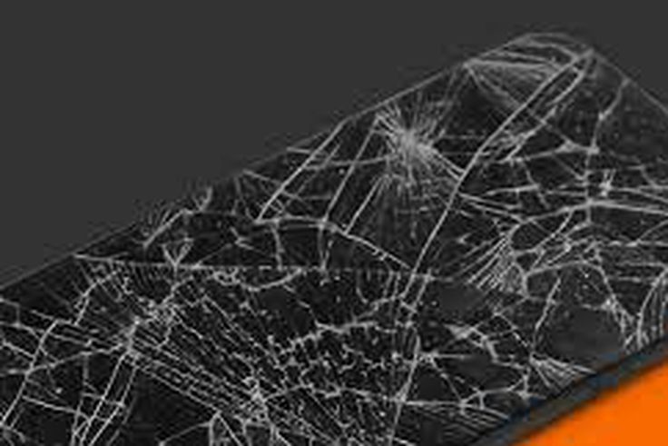 5 most expensive phone screens to fix and their prices in 2025