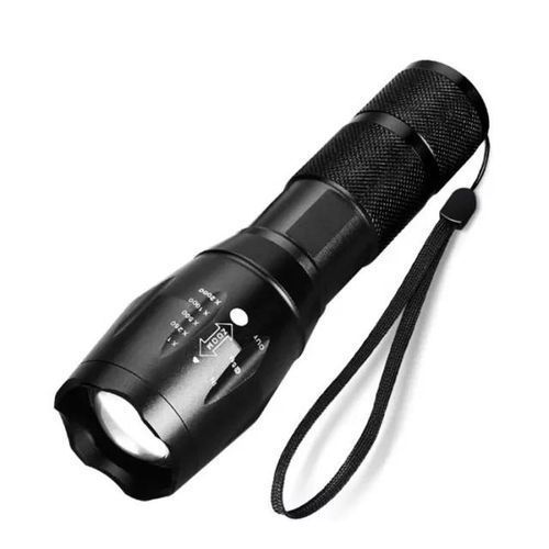 torchlight-items-you-should-have-in-your-car