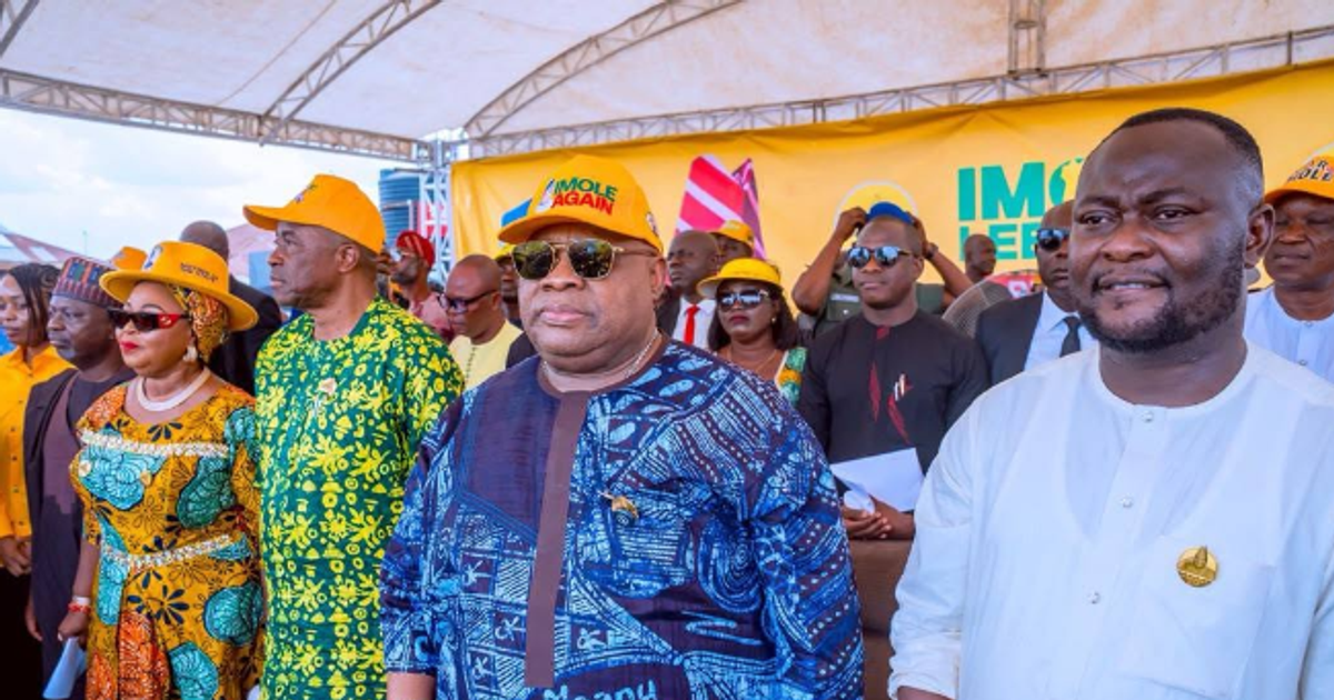 Adeleke escapes podium collapse during Osun rally,