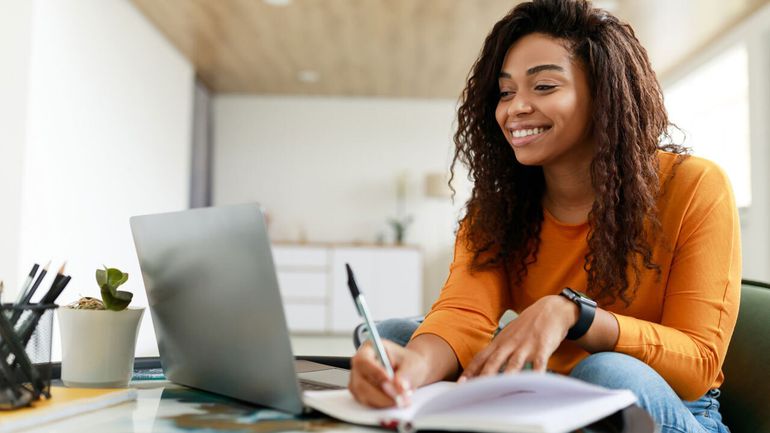 Side Hustle Time: How to make the most of your Easter holiday