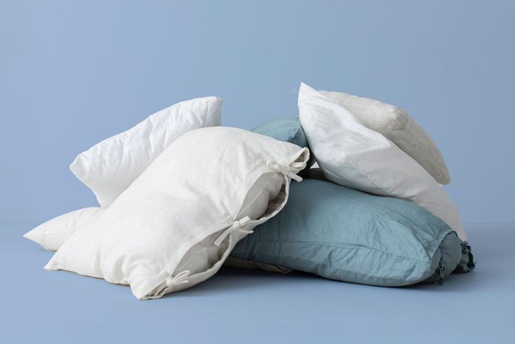 Your pillow has an expiry date—here’s how long they last before expiration