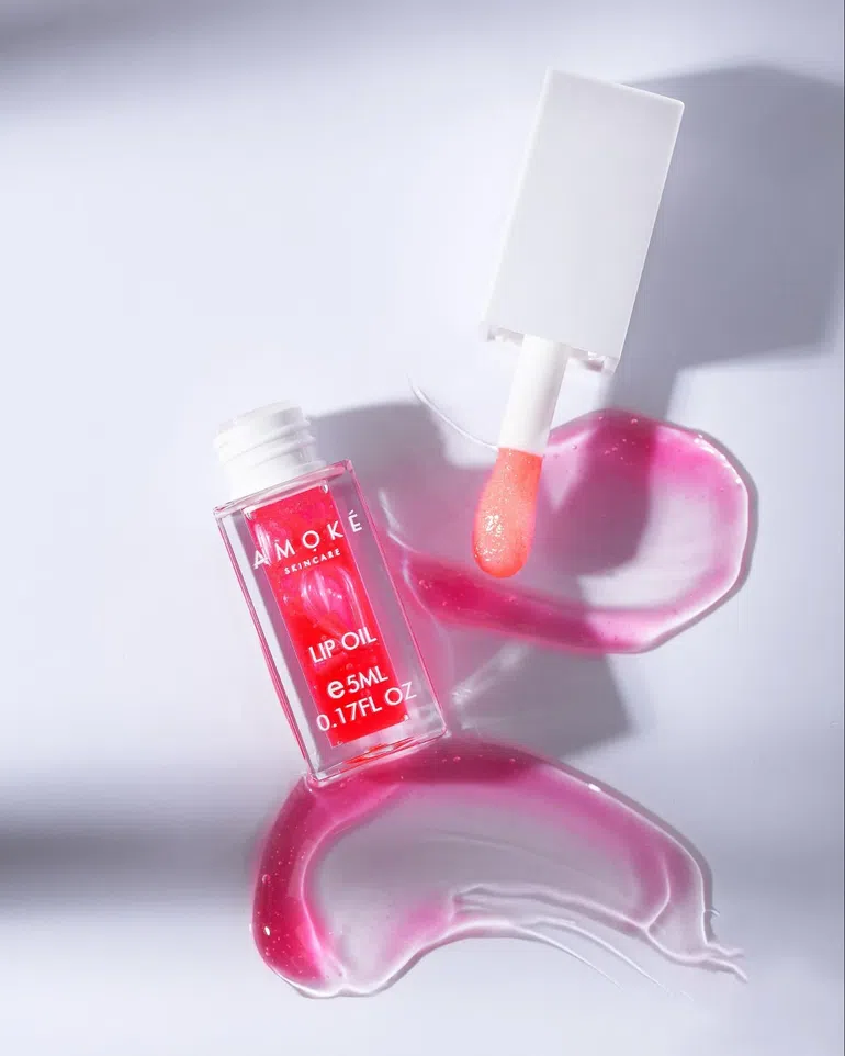 amoke-skincare-lip-oil-strawberry
