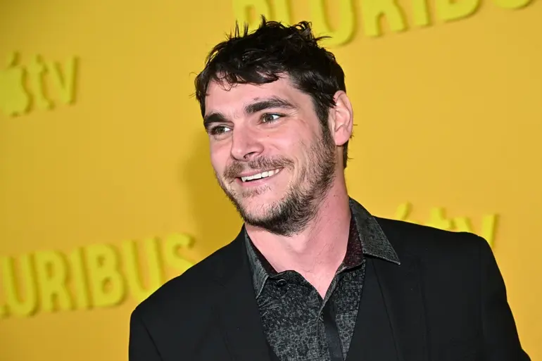 ‘Breaking Bad’ star RJ Mitte, who played Walter White Jr., dies at 34