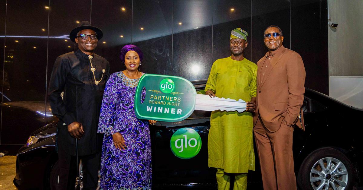 Globacom Rewards Top Partners with Cars at 2026 Glo Dealers' Award