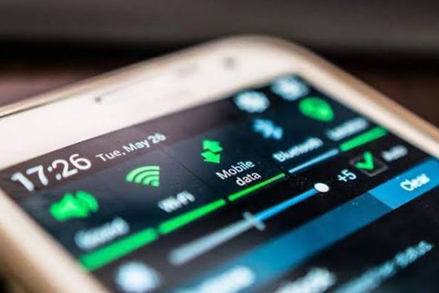 Smartphone hacks that save data